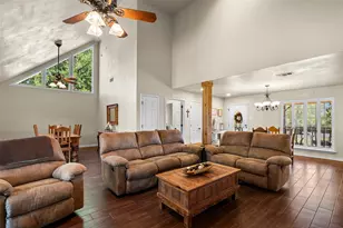 10517 Ravenswood Rd, Granbury, TX 76049 - Photo 6