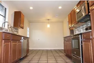 13638 Pyramid Dr, Farmers Branch, TX 75234 - Photo 8