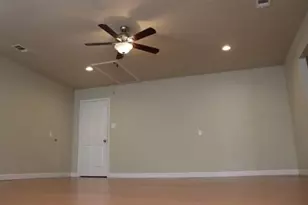 13638 Pyramid Dr, Farmers Branch, TX 75234 - Photo 6