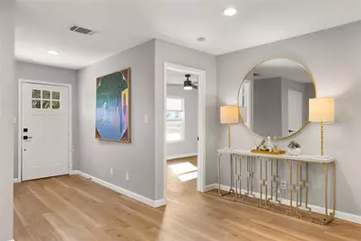 2728 Livingston Avenue, Fort Worth, TX 76110 - Photo 2