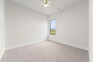 121 Aiden Dr, Waxahachie, TX 75165 - Photo 24