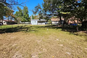 1713 W Frank St, Grand Saline, TX 75140 - Photo 6