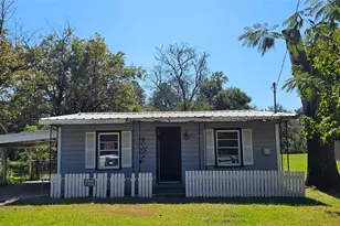 1713 W Frank St, Grand Saline, TX 75140 - Photo 4