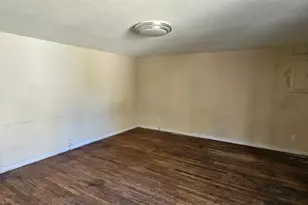 1713 W Frank St, Grand Saline, TX 75140 - Photo 10