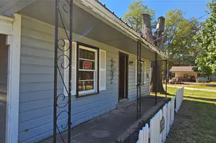 1713 W Frank St, Grand Saline, TX 75140 - Photo 4