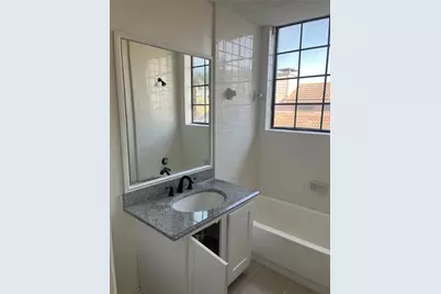 3817 Gilbert Avenue #107, Dallas, TX 75219 - Photo 8