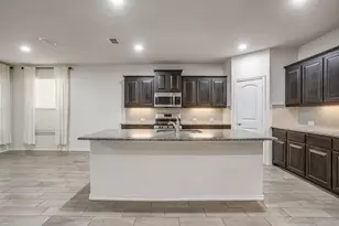 10217 Saltbrush St, Fort Worth, TX 76177 - Photo 4