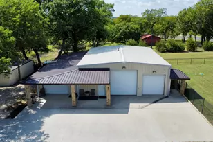 2212 Co Rd 342, McKinney, TX 75071 - Photo 2