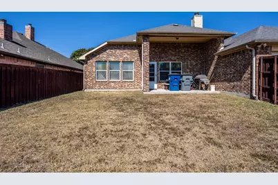 928 Trinity Drive, Lancaster, TX 75146 - Photo 30