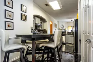 928 Trinity Dr, Lancaster, TX 75146 - Photo 8