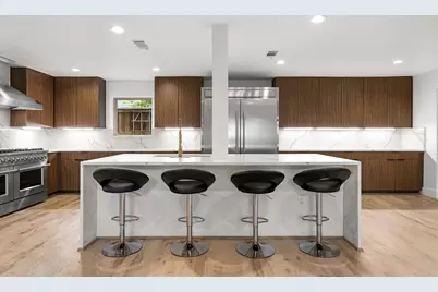 9415 Hill View Drive, Dallas, TX 75231 - Photo 10