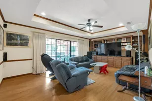 10211 Shadow Way, Dallas, TX 75243 - Photo 18