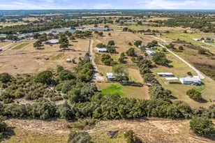 192 Big Salty Ln, Springtown, TX 76082 - Photo 32