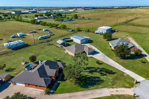 206 King George Way, Ponder, TX 76259 - Photo 32