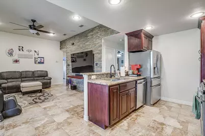 206 King George Way, Ponder, TX 76259 - Photo 8