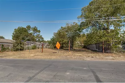 5115 Spruce Street, Dallas, TX 75211 - Photo 2