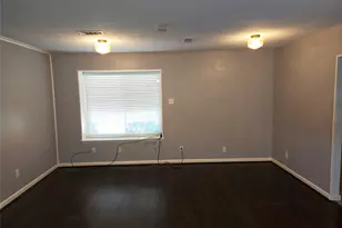 3613 Flamingo Ln, Irving, TX 75062 - Photo 6