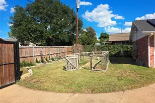 3613 Flamingo Ln, Irving, TX 75062 - Photo 26