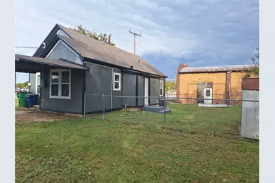 506 E Main Street, Decatur, TX 76234 - Photo 2