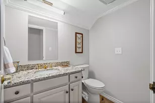 32 1 Main Pl, Benbrook, TX 76126 - Photo 16