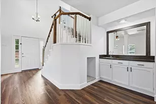 1715 Southampton Dr, Carrollton, TX 75007 - Photo 8