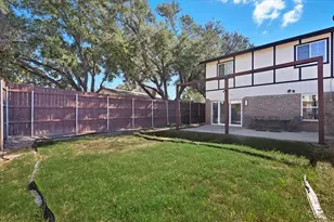 1715 Southampton Dr, Carrollton, TX 75007 - Photo 26