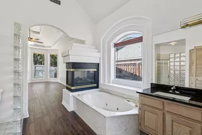 6919 Marina Shores Court, Arlington, TX 76016 - Photo 30