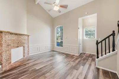 918 Blue Jay Drive, Mansfield, TX 76063 - Photo 2