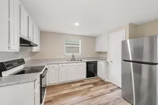 918 Blue Jay Dr, Mansfield, TX 76063 - Photo 6