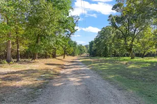 16900 Pr 7608, Chandler, TX 75758 - Photo 34