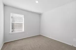 9521 Golden Smt Dr, Fort Worth, TX 76131 - Photo 12