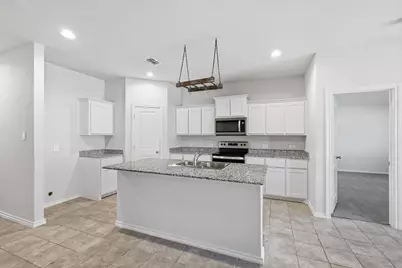 9521 Golden Summit Drive, Fort Worth, TX 76131 - Photo 2