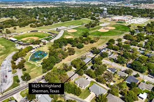 1825 N Highland Ave, Sherman, TX 75092 - Photo 8