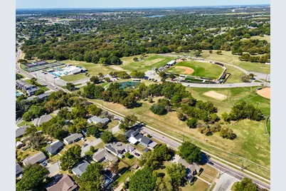 1825 N Highland Avenue, Sherman, TX 75092 - Photo 38