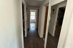 932 W Live Oak St, Jacksboro, TX 76458 - Photo 24