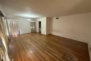 932 W Live Oak St, Jacksboro, TX 76458 - Photo 12