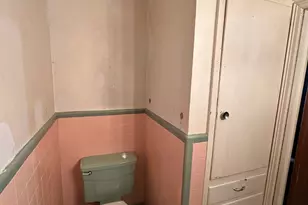 932 W Live Oak St, Jacksboro, TX 76458 - Photo 18