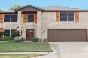 8452 Hawkview Dr, Fort Worth, TX 76179 - Photo 1