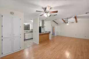 102 Gilpin, Fairfield, TX 75840 - Photo 8