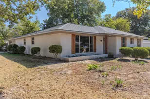 3002 Tanglewood Dr, Commerce, TX 75428 - Photo 6