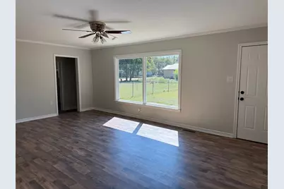 806 Avenue A, Valley Mills, TX 76689 - Photo 2