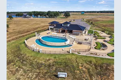 315 Lakewood Lane, Honey Grove, TX 75446 - Photo 2