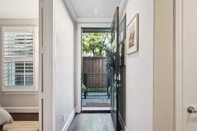 2815 Lynlock Court, Dallas, TX 75219 - Photo 28