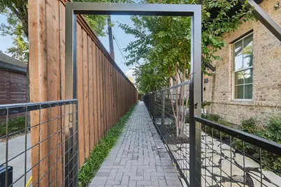 2815 Lynlock Court, Dallas, TX 75219 - Photo 36