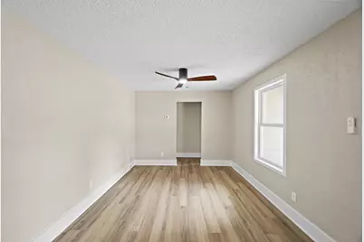 10211 Glenmawr Drive, Houston, TX 77075 - Photo 26