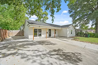 10211 Glenmawr Drive, Houston, TX 77075 - Photo 40