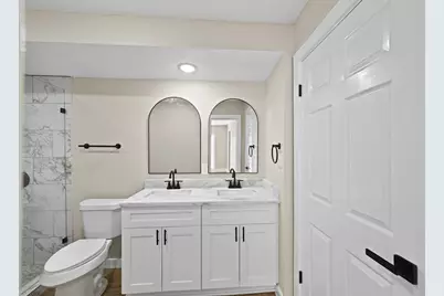 10211 Glenmawr Drive, Houston, TX 77075 - Photo 10