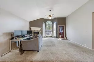 8201 Rayburn Ln, McKinney, TX 75072 - Photo 10