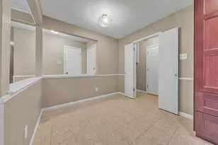 2401 San Diego Dr, Arlington, TX 76015 - Photo 12