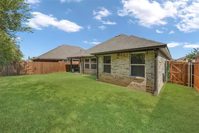 9824 Mescalbean Boulevard, Fort Worth, TX 76036 - Photo 22